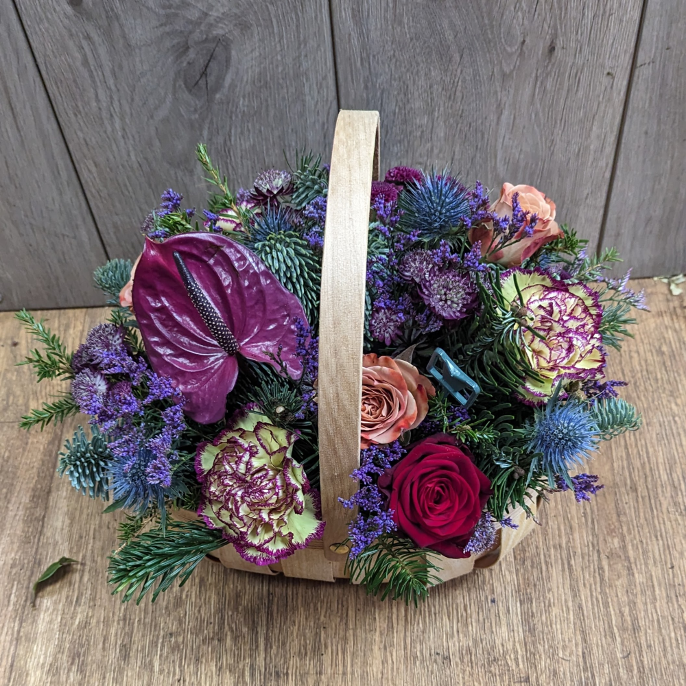 Jewelled Sugar plum trug basket